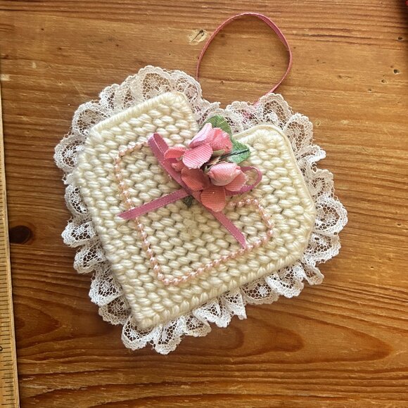 Vintage Set of 2 Handmade Pink Christmas Ornaments Needlepoint Floral Lace Push - Picture 2 of 6